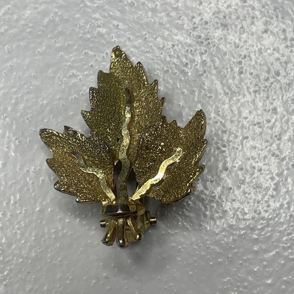 Vintage BSK Scarf Dress Purse Clip‎ Brushed Gold Tone Leaf Leaves Nature